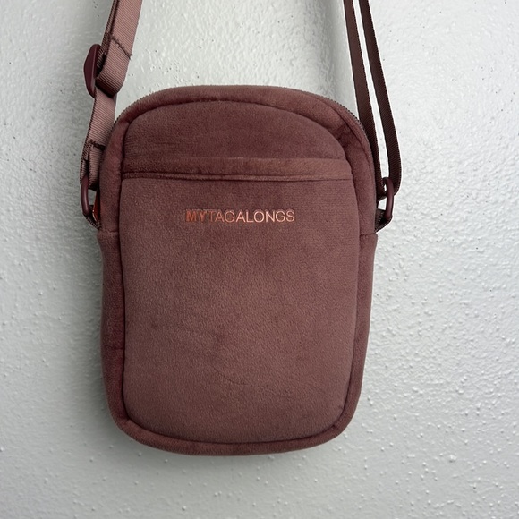 Mytagalongs  Mini Crossbody Bag Pink Desert Rose Zip Closure Soft Feel Neoprene - Picture 9 of 9